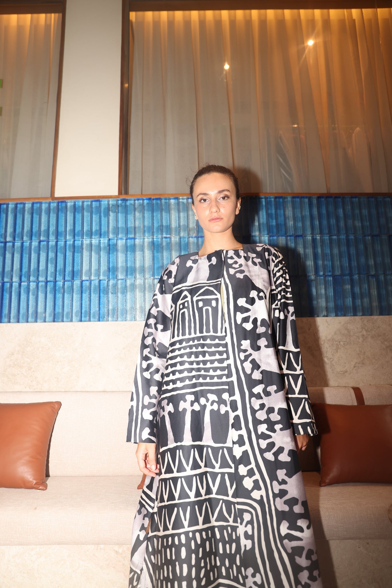 GreyxBlack Abaya