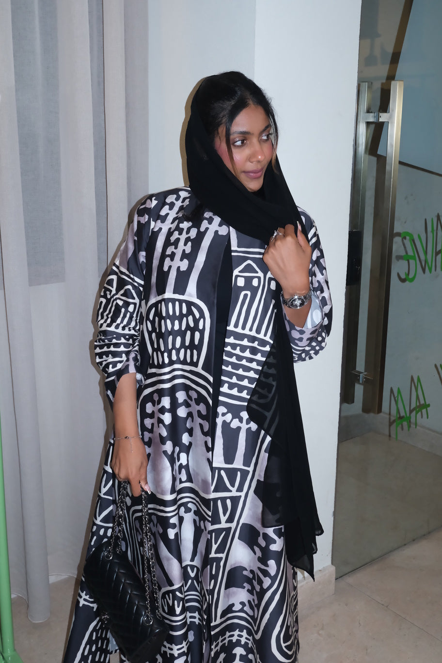 GreyxBlack Abaya