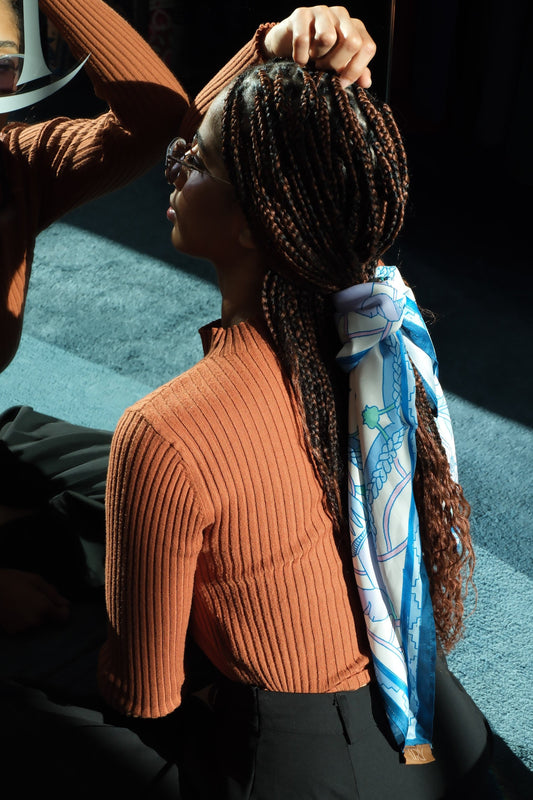 AIRY SCARF