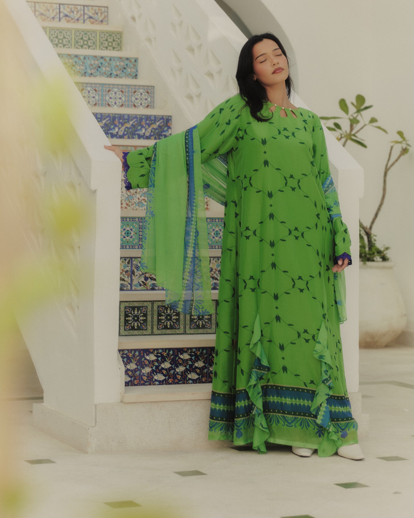 Noor Vine Jalabiyya
